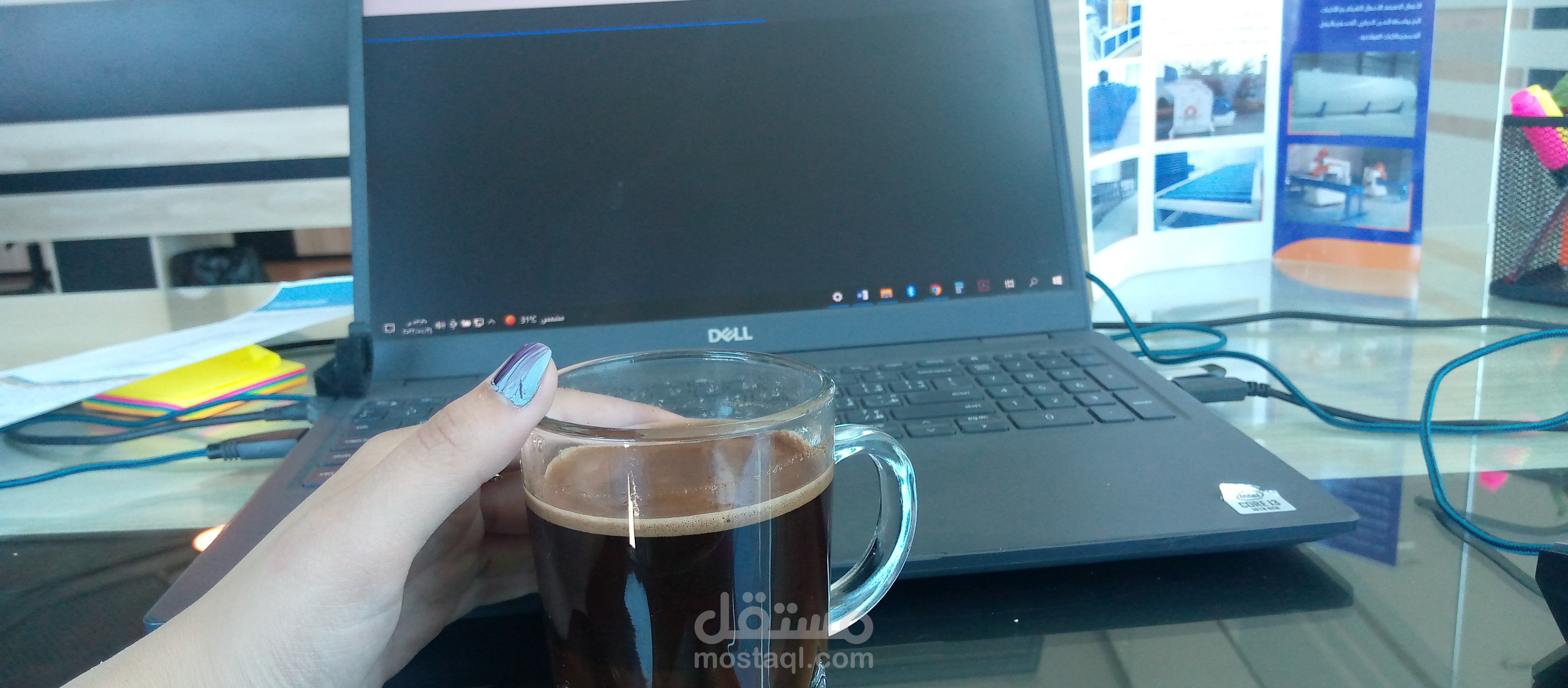 تصميم الشعارات و البطاقات المهنيّة