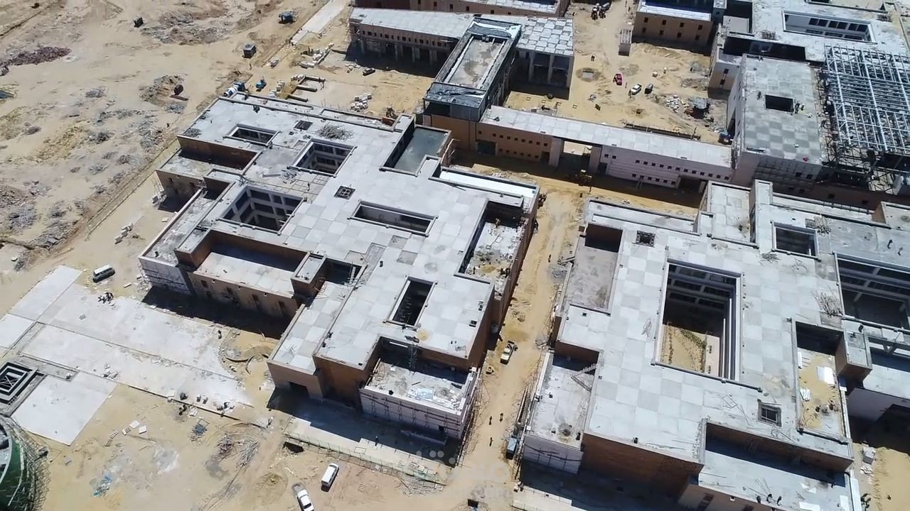 اشراف واعادة تصميم مشروع الجامعة المصرية اليابانية ببرج العرب