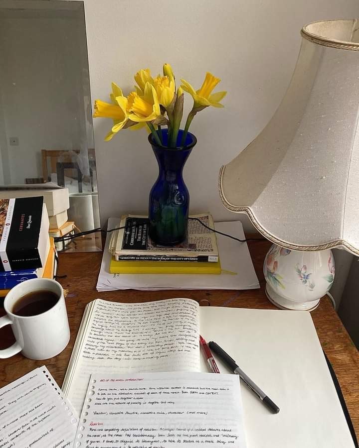 كتابة مقالات باللغة الإنجليزية