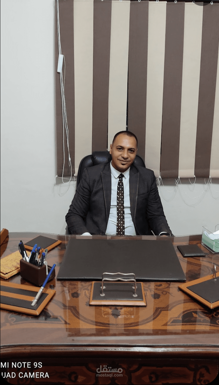 محام بالاستئناف العالى ومستشار قانوني