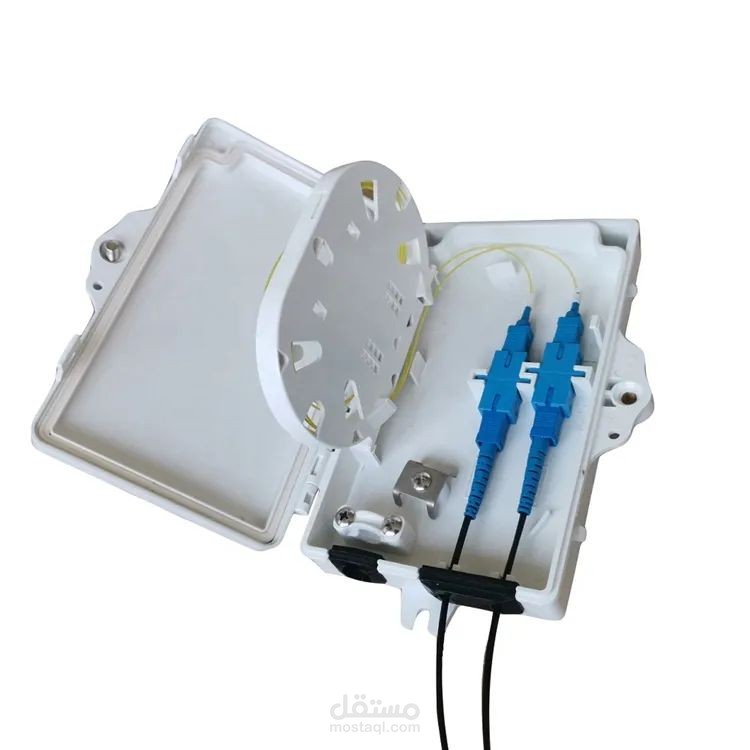 تركيب و صيانة الشبكات ftth الألياف الضوئية والعمل علي إصلاح جميع اعطال الانترنت الارضي بشكل ممتاز من اول نقطة لآخر نقطة عند العميل