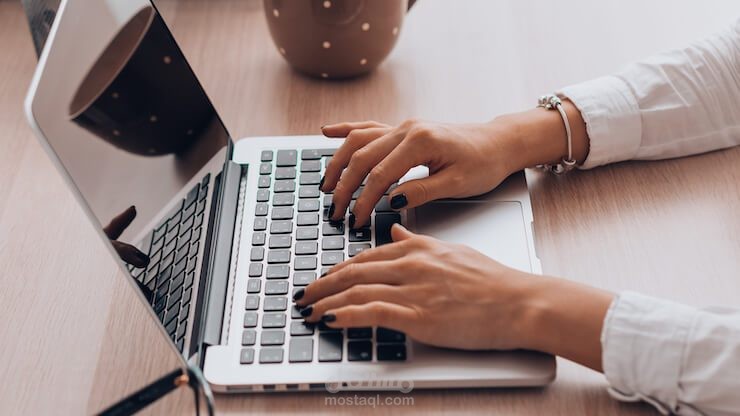 إدخال بيانات Excel أو كتابة ملف Word