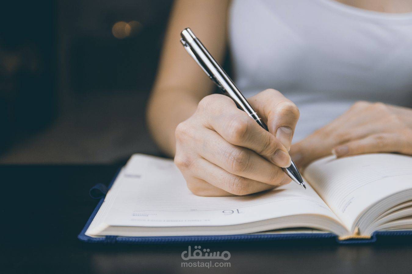كتابة مقال باللغة العربية والانجليزية مع مراعاة SEO