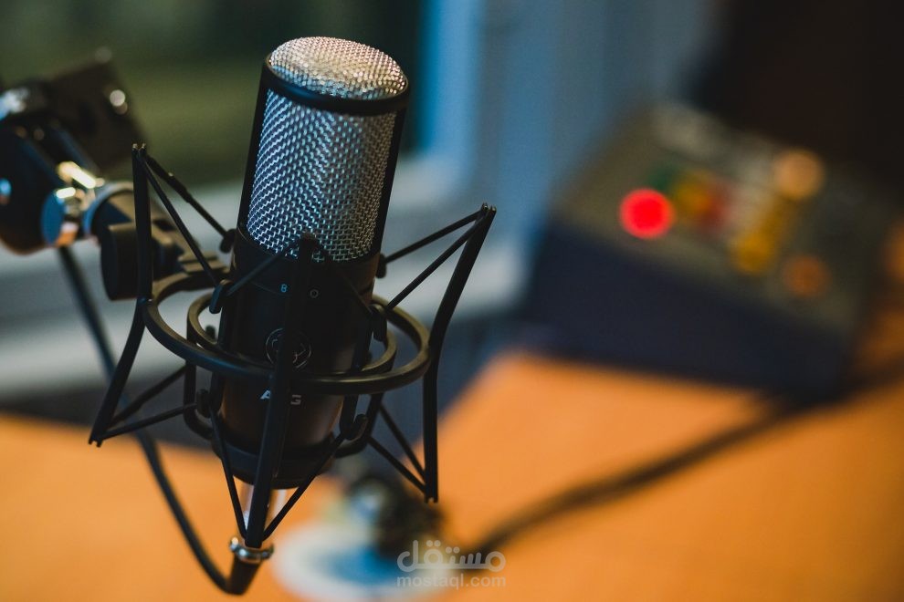 وثائقي إذاعي ثقافي عن المسرحي التونسي علي بن عياد