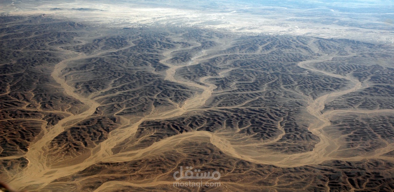 نمذجة لمخرات السيول في محافظة قنا بجمهورية مصر العربية