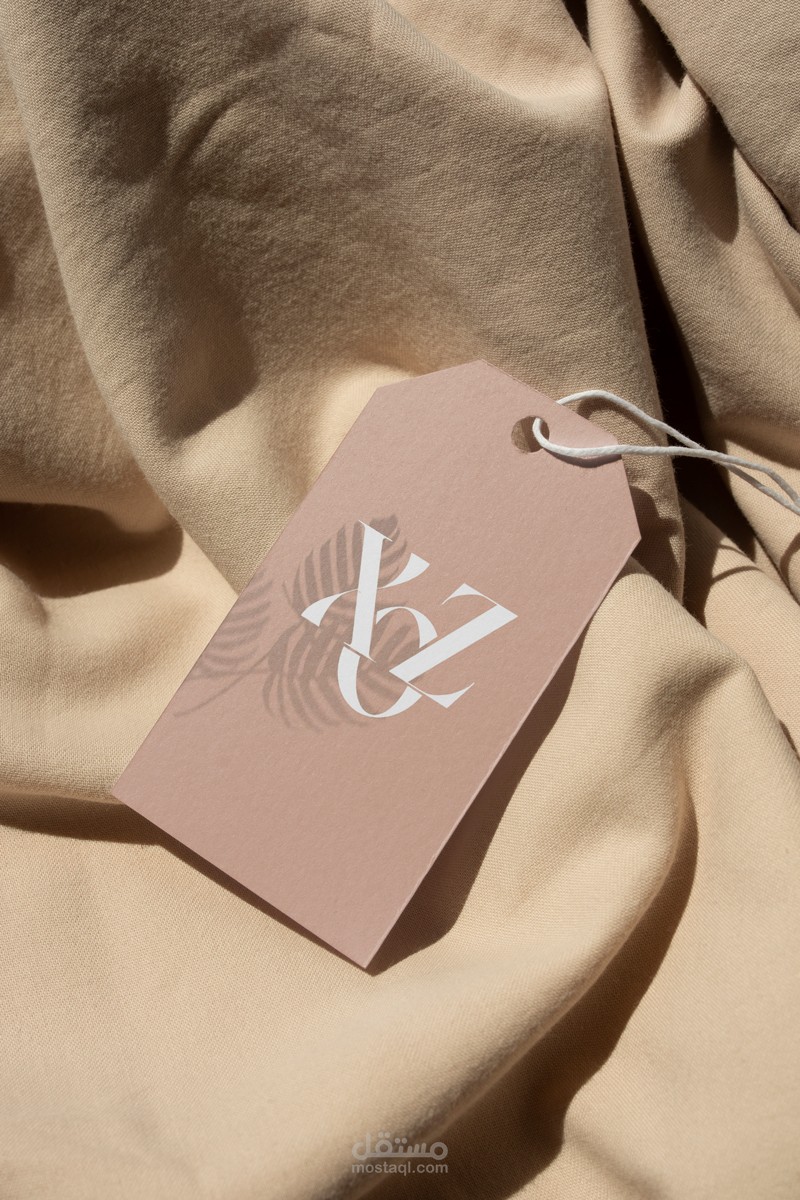 علامات ملابس - clothing tags