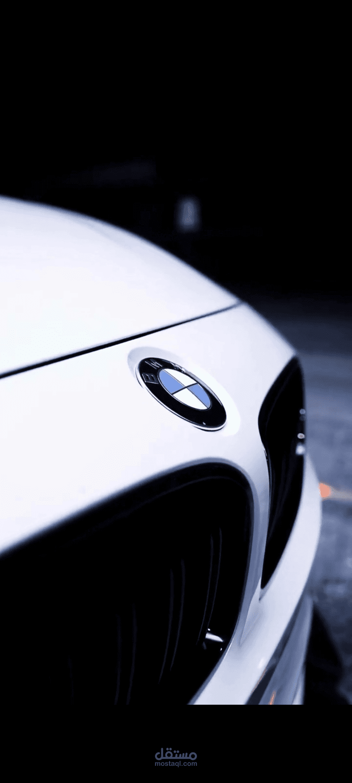 عمل ريفيو بالذكاء الاصطناعي لعربية BMW