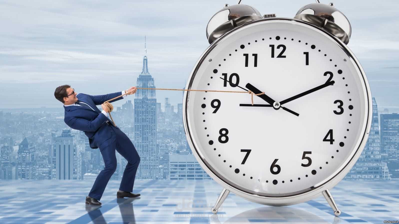 نص إبداعي: عقارب الوقت