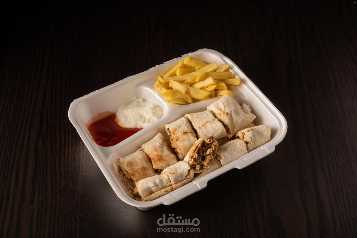 عمل قائمة طعام