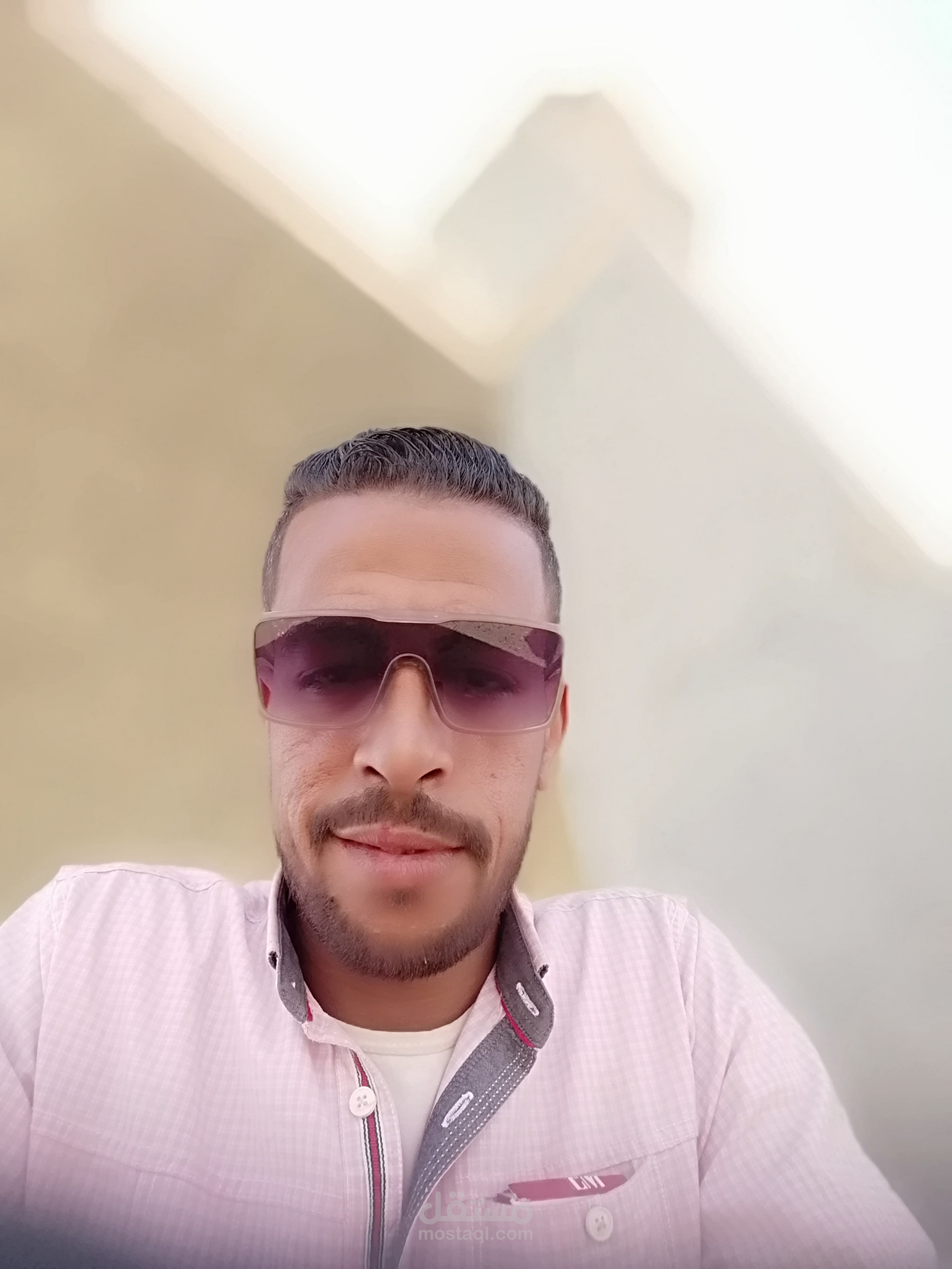 كاتب المحتوى ومقالات