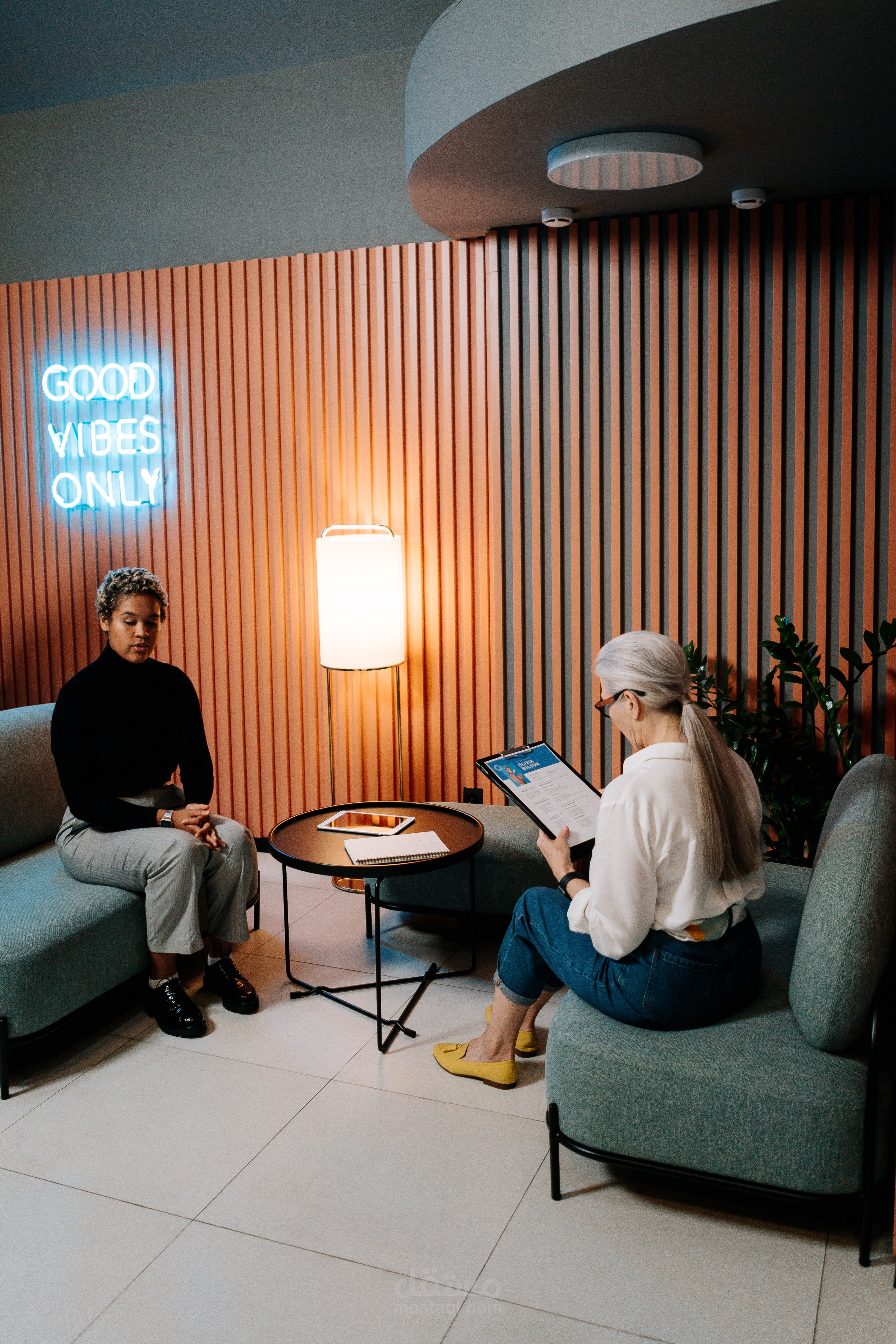 ترجمة مقابلة من اللغة العربية الى الانجليزية