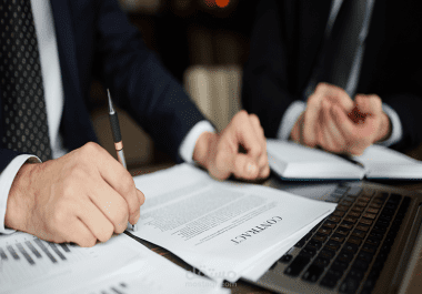 عقد اتفاق شراكة