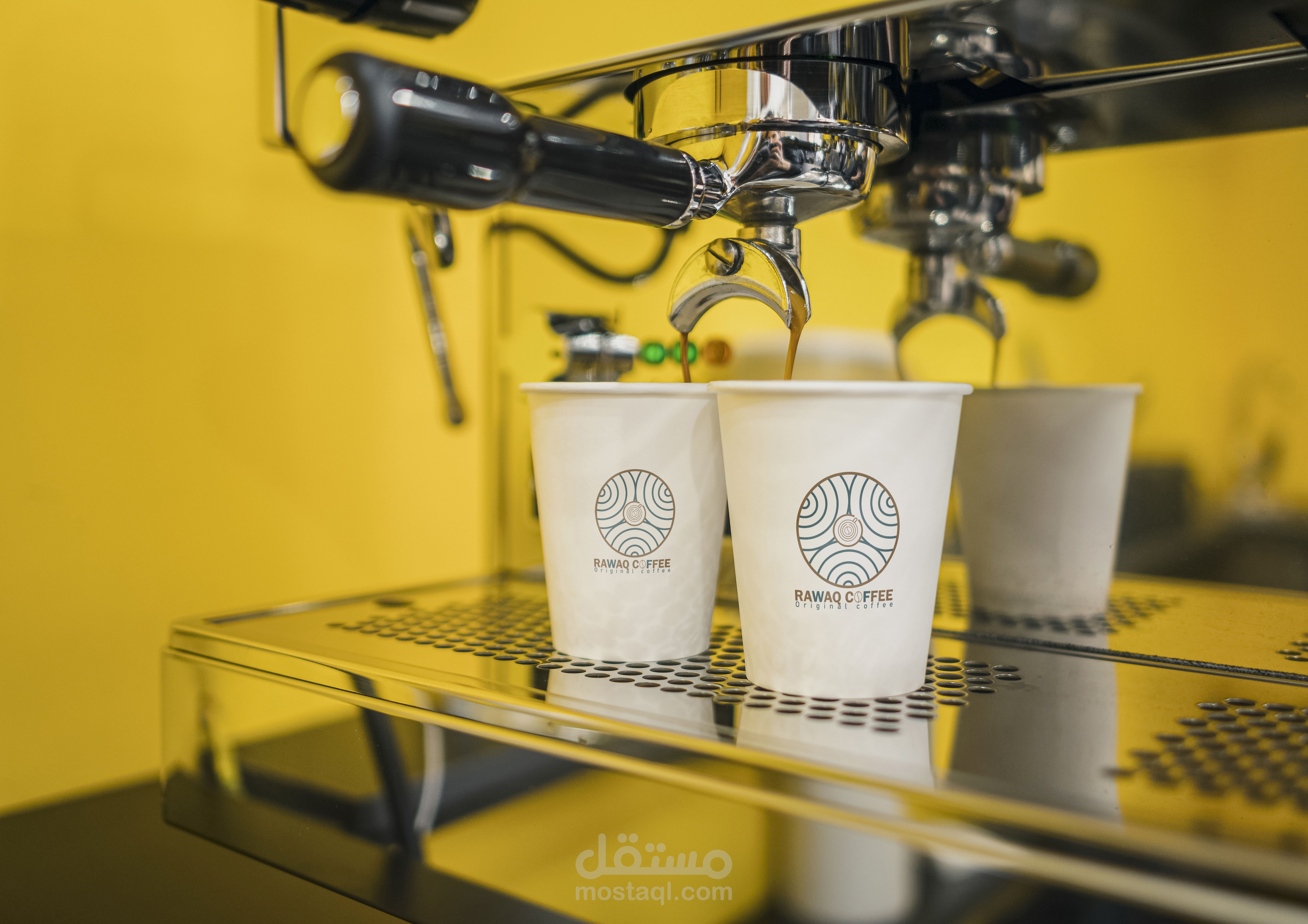 تصميم هوية بصرية كاملة لكافيه رواق