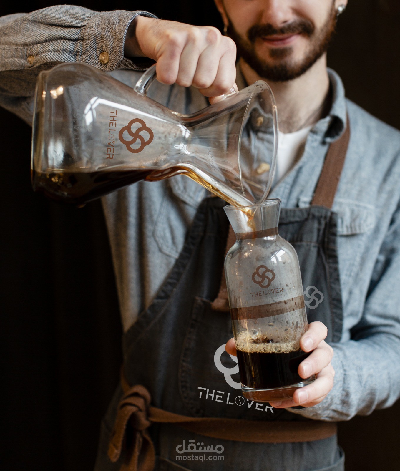 تصميم شعار احترافي وهويةبصرية لكتفيه لوفر في دوحة قطر