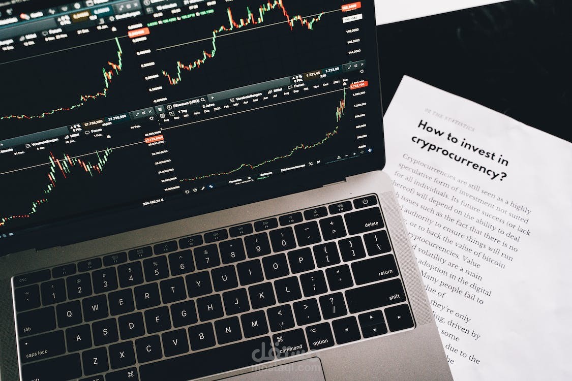 المساعدة على عمل  LinkedIn بشكل  احترافي