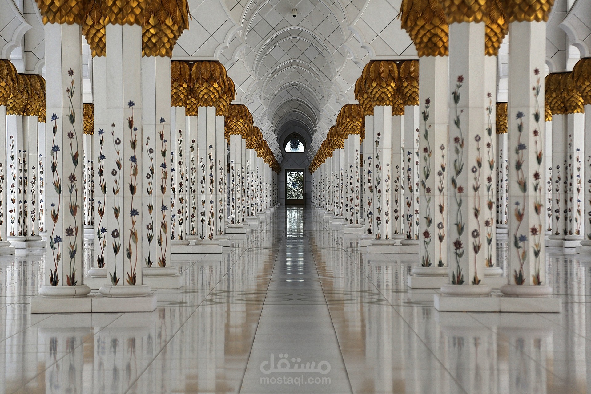 اعلان مسابقة قرآنية ( باستخدام الباوربوينت)