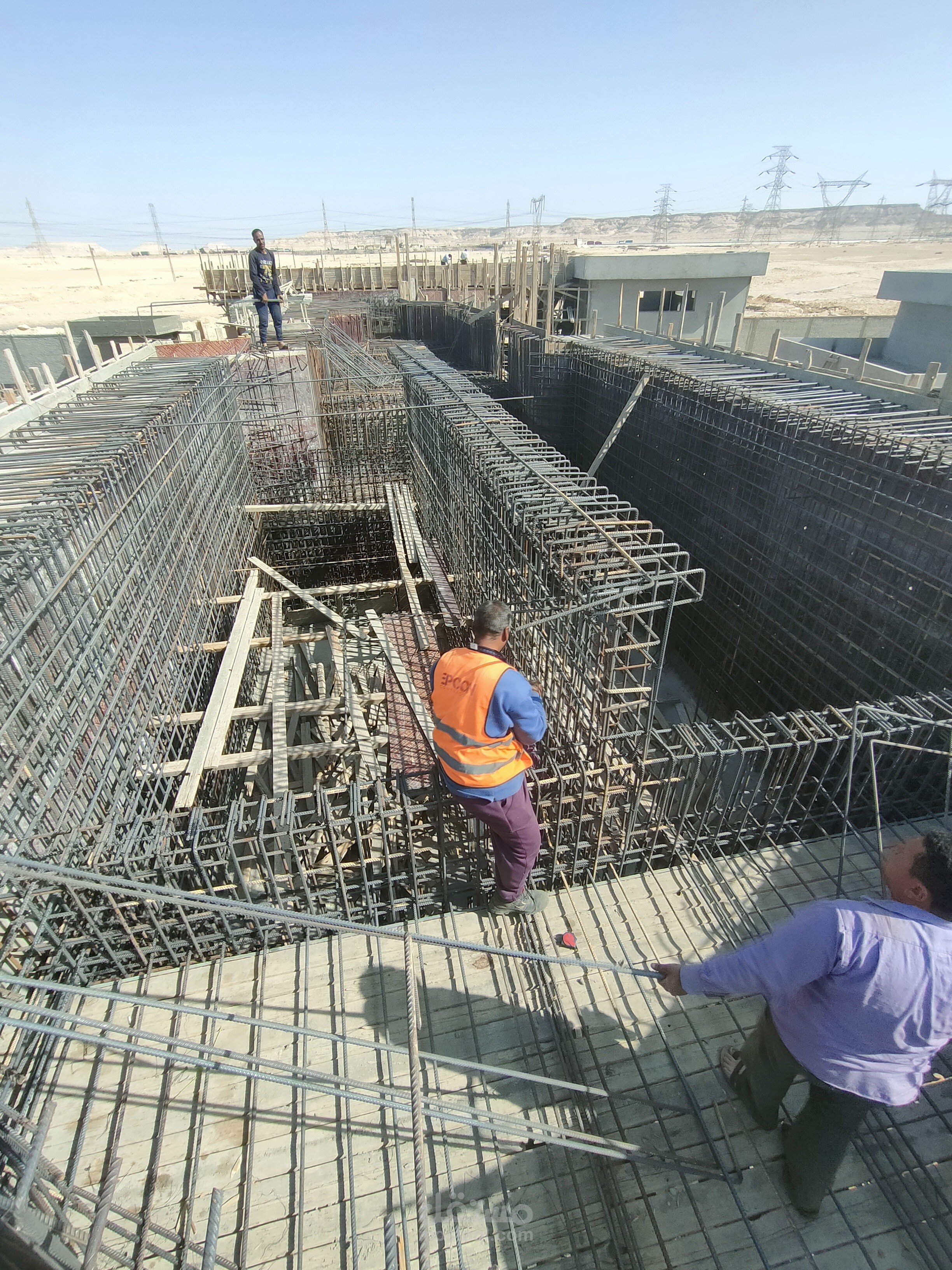 مراجعة تصميم والقيام بتنفيذ محطة معالجة الصرف بالبراميل محافظة الجيزة