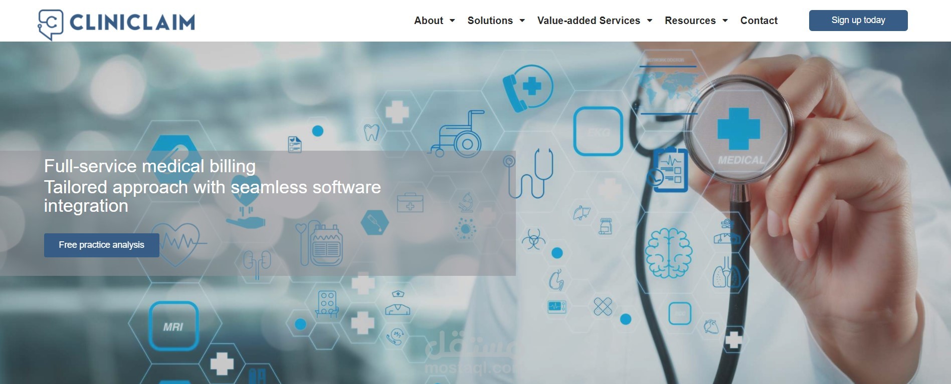 موقع لشركة وساطة تأمين طبي CLINICLAIM في كندا