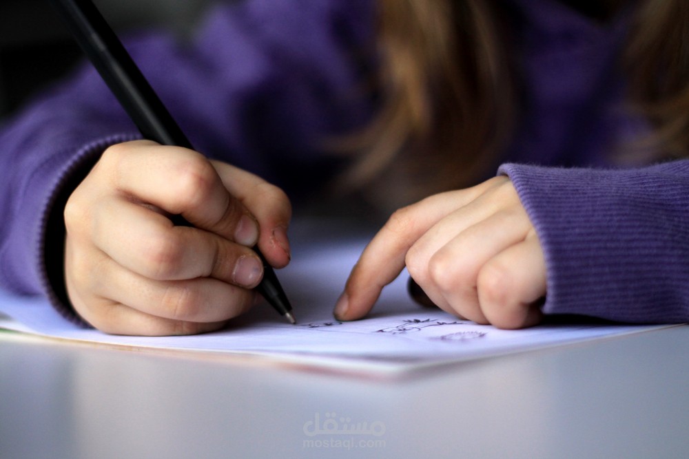 كتابة مقالات بكافة المجالات باللغة العربية