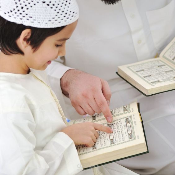 معلم تجويد وقران ولغة عربية