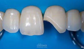 طبيب اسنان