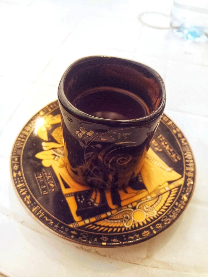 بين الامل و اليأس