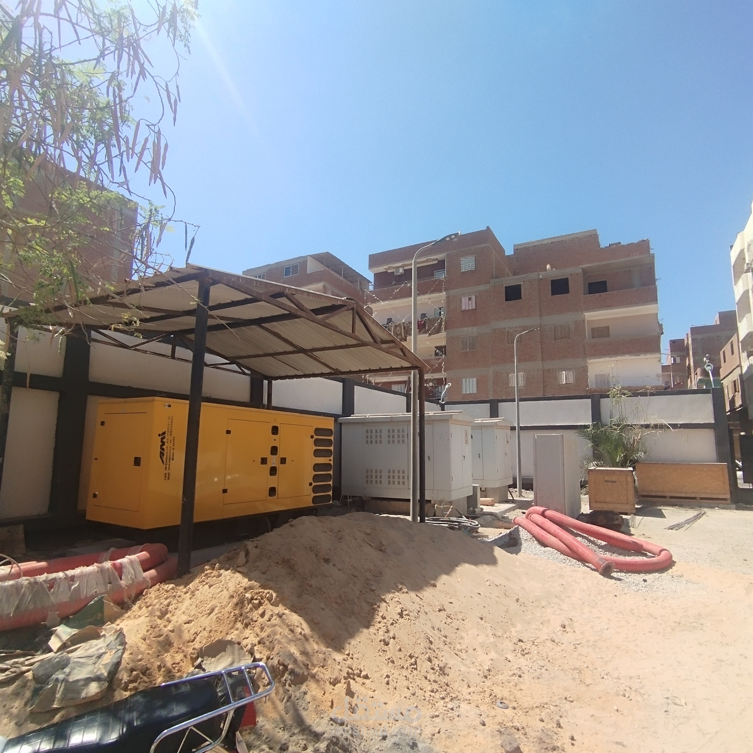 لاند سكيب وموقع عام