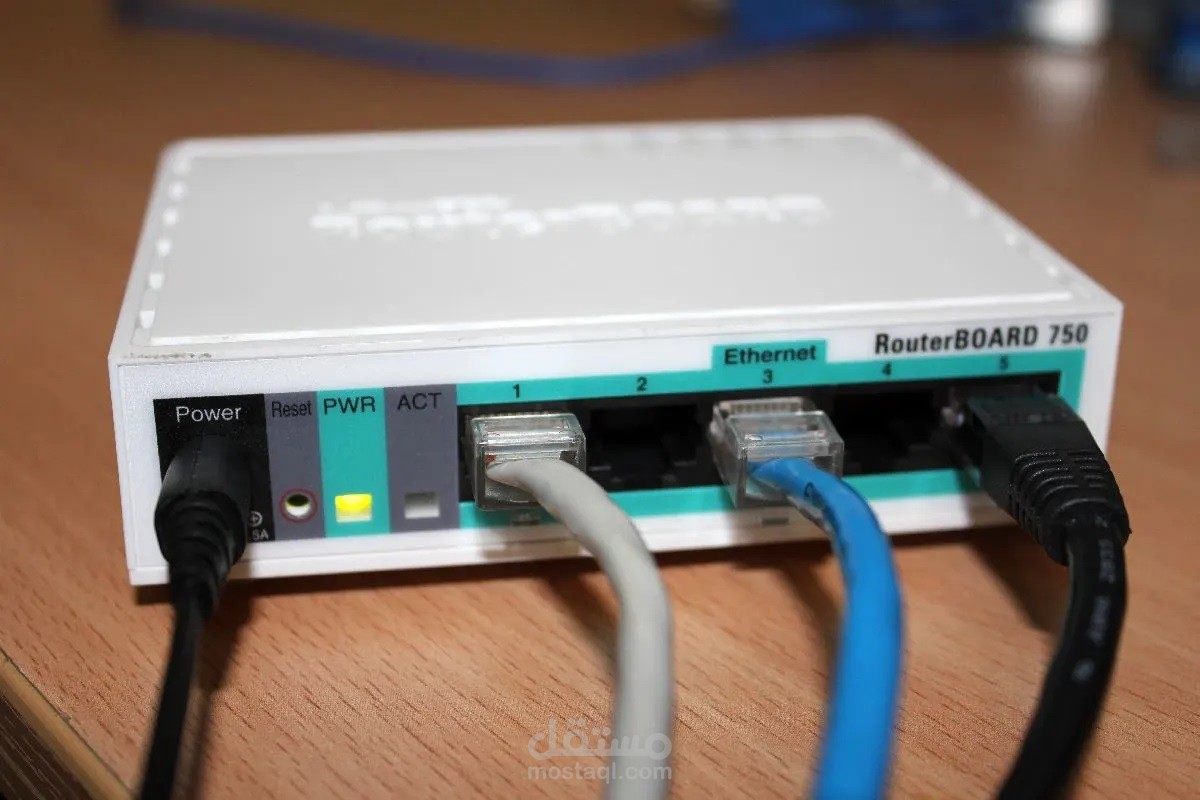تشغيل وتركيبات MikroTik Router