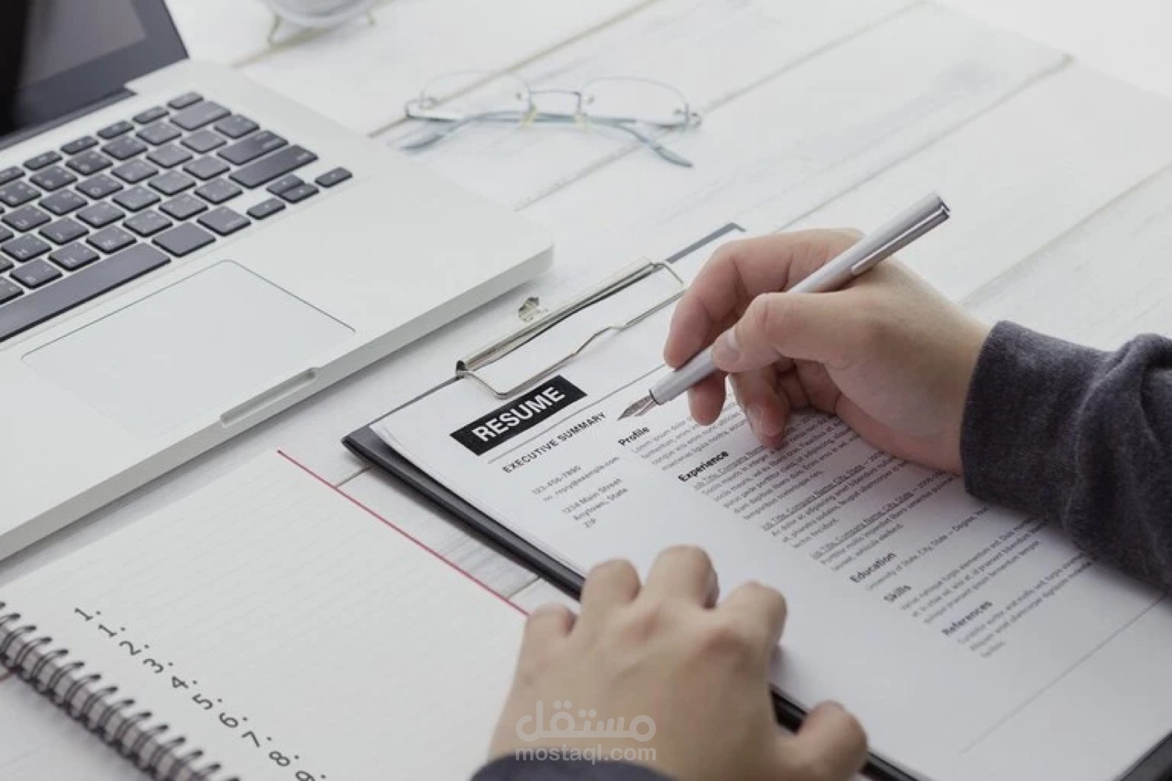 كتابة سيرة ذاتية متوافقة مع ATS بشكل احترافي ومنظم