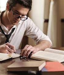 كتابة قصص وافلام