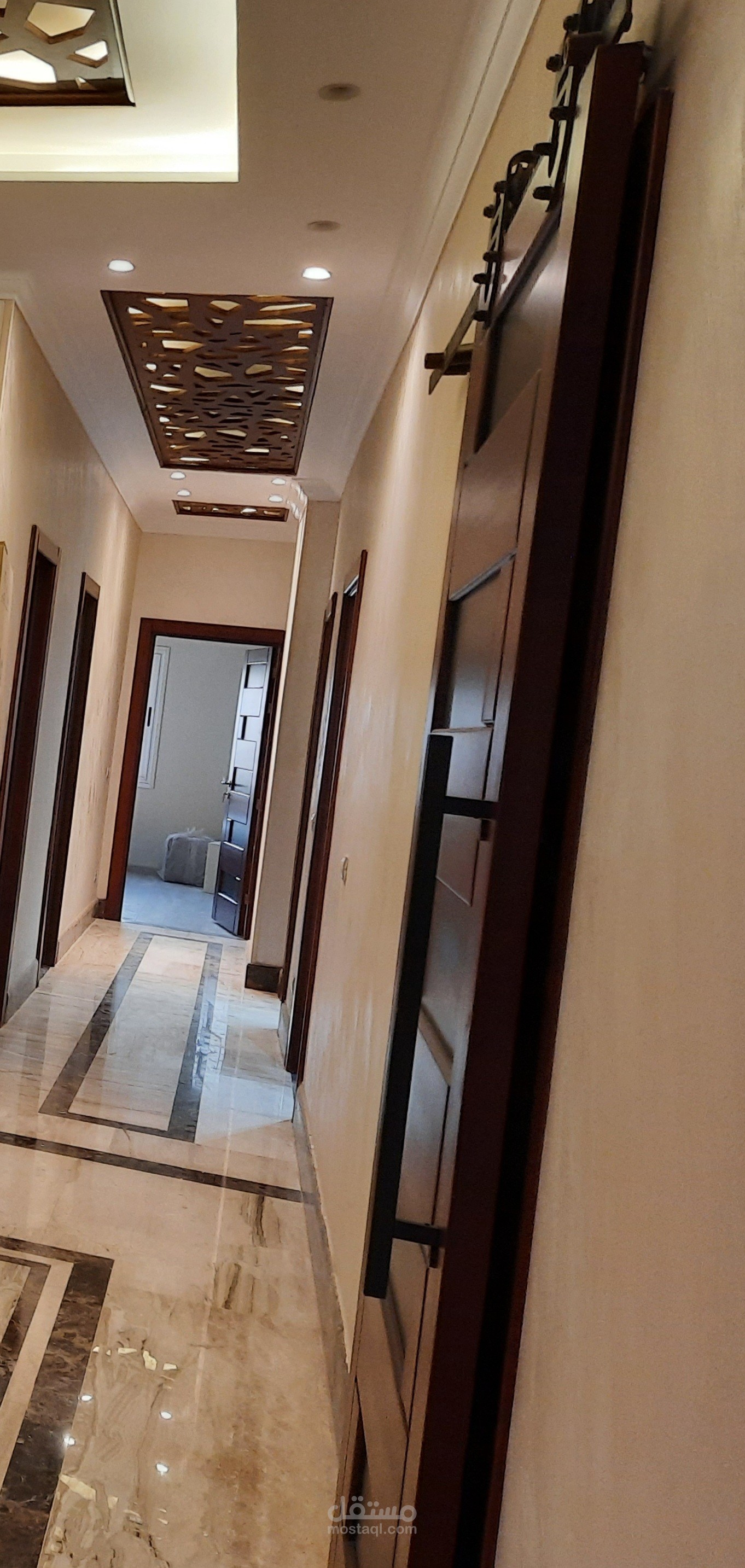 تصميم وتنفيذ ديكور داخلي لشقه 2D & 3D