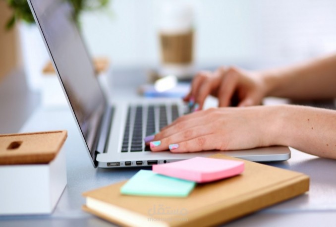 كتابة مقالات حول خبرات صناعة المحتوى