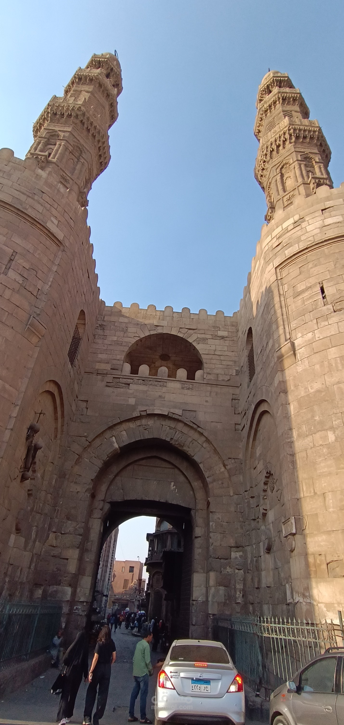 أسوار القاهرة العالية