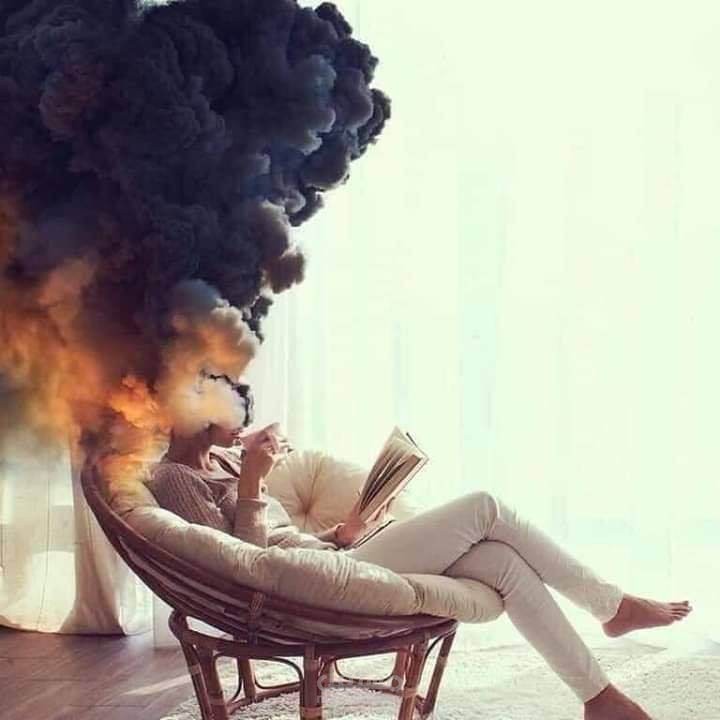 عمل إبداعي عن الشيزوفرينيا