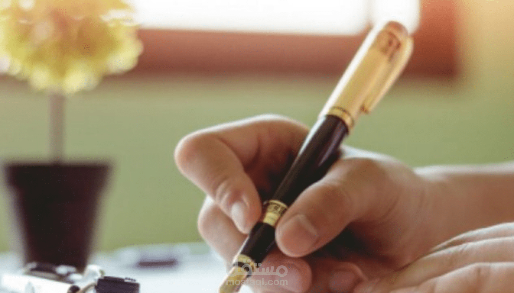 تدقيق لغوي ونحوي وإملائي