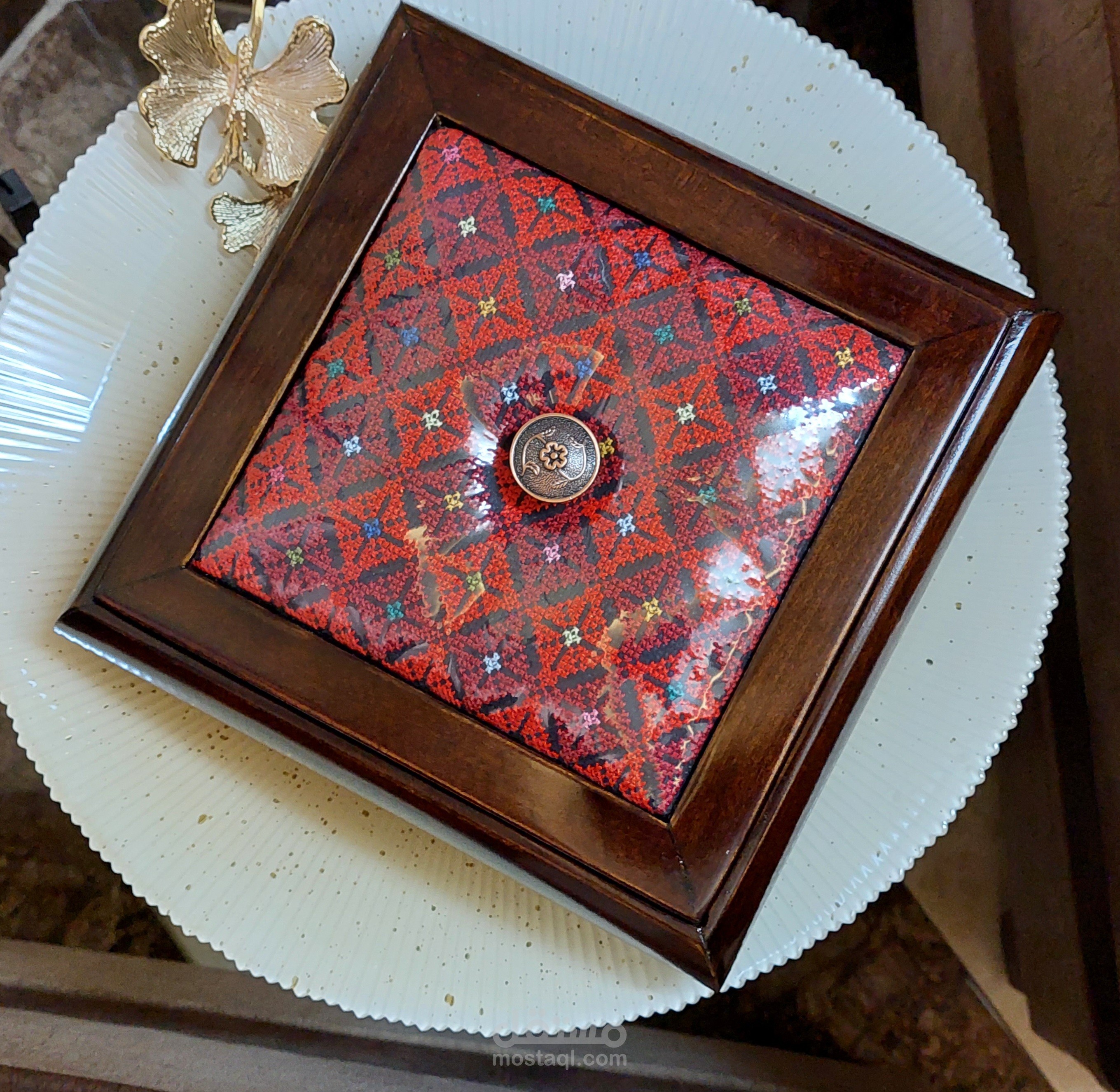 التطريز اليدوي الفلسطيني