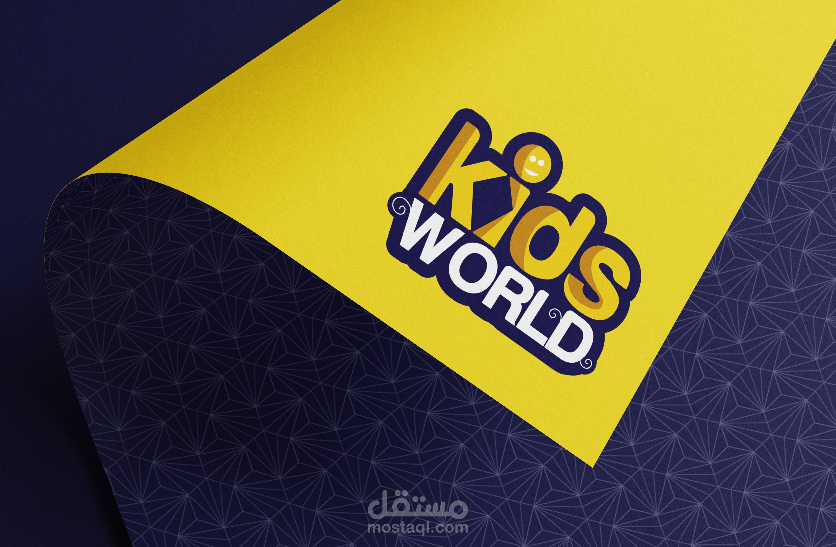 kids world LOGO &brand idintety