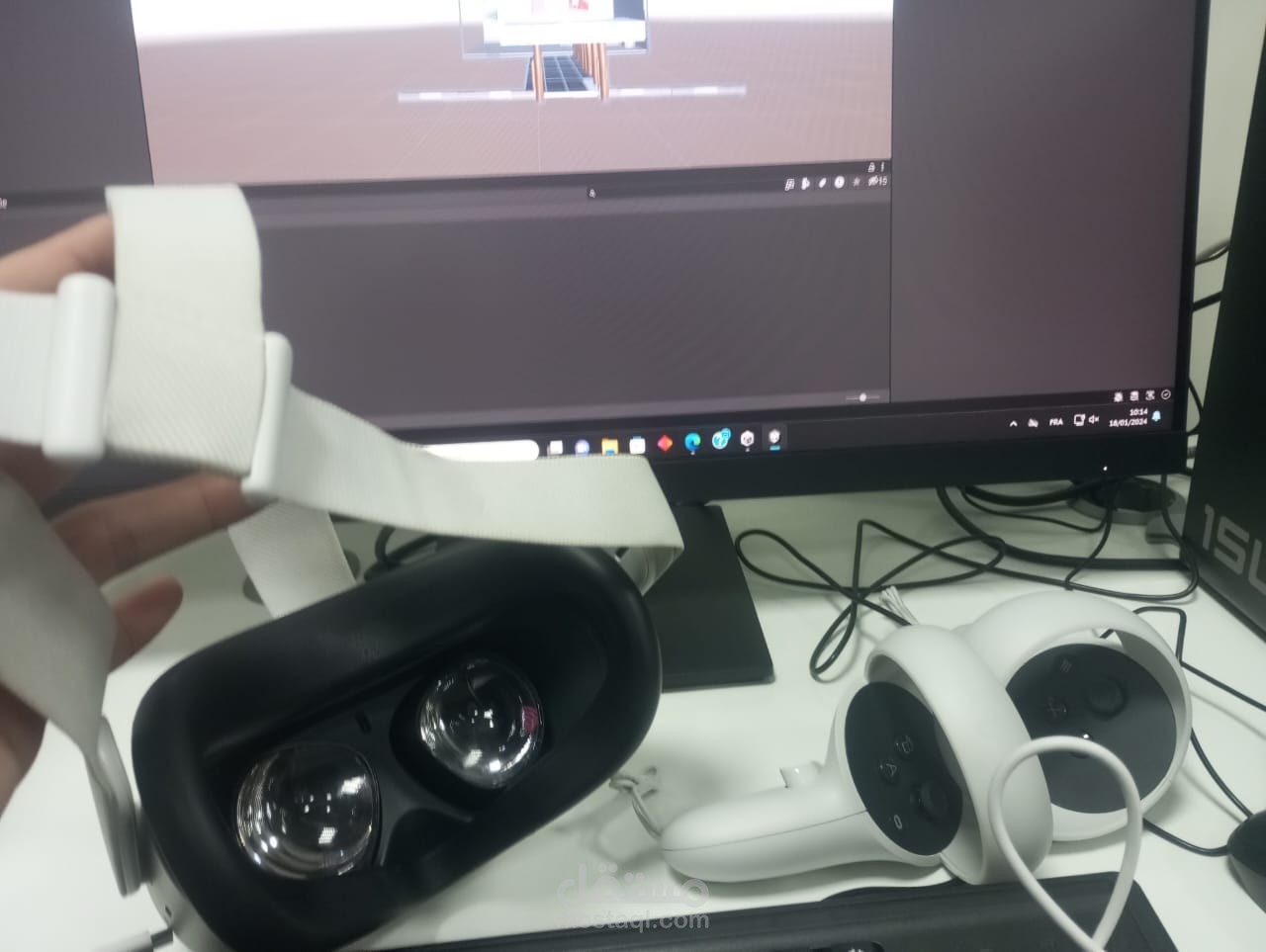 Virtual Reality environment باستخدام Unity3D و  Oculus quest 2 meta