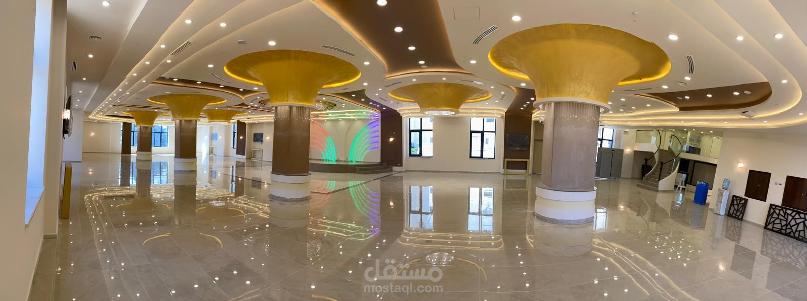 تصميم و توزيع انارة لصالة افراح