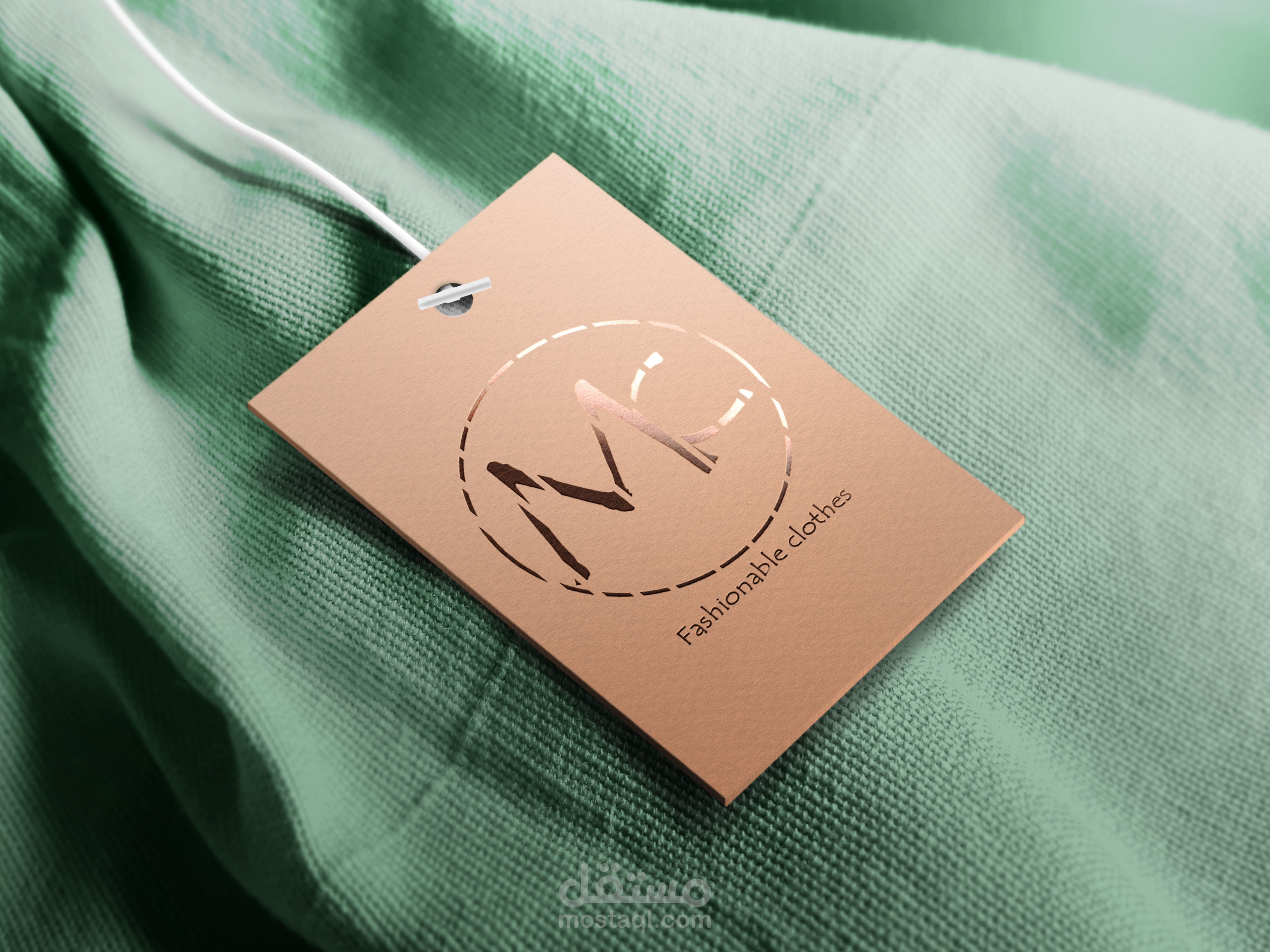 ملابس _ مستحضرات تجميل