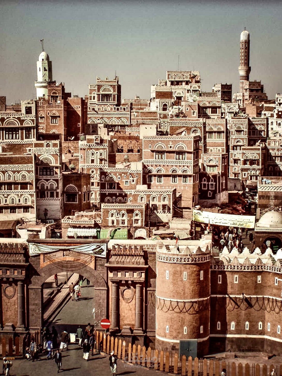 تعديل ألوان الصور و جودتها