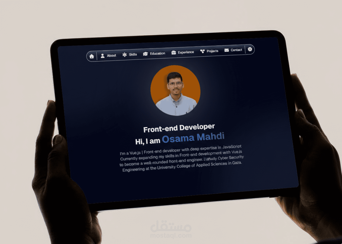 موقع بورتفوليو شخصي – Vue.js & Tailwind CSS