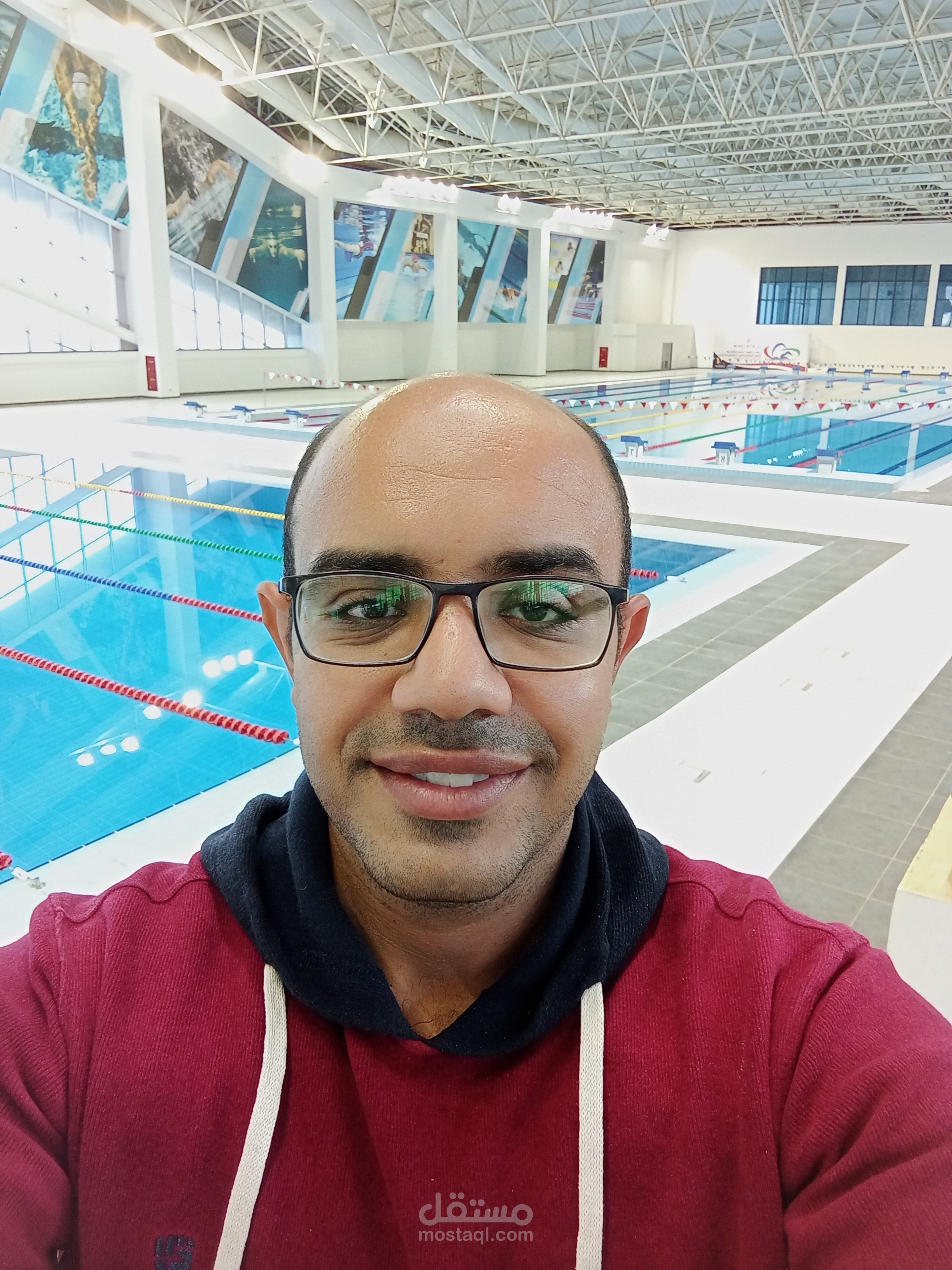 تعليق صوتي علي فيديوهات تعليميه باللغه المصريه العاميه