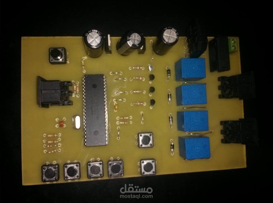 لوحة الكترونية للتحكم في وظائف كرسي الاسنان