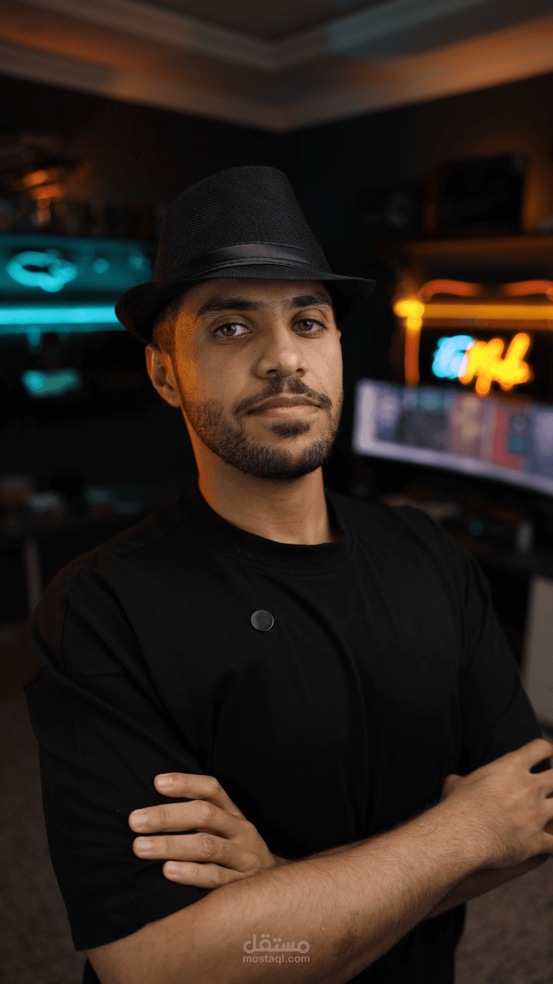 مونتاج فيديو شورت عن الون ماسك
