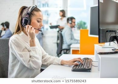 موظف خدمة عملاء