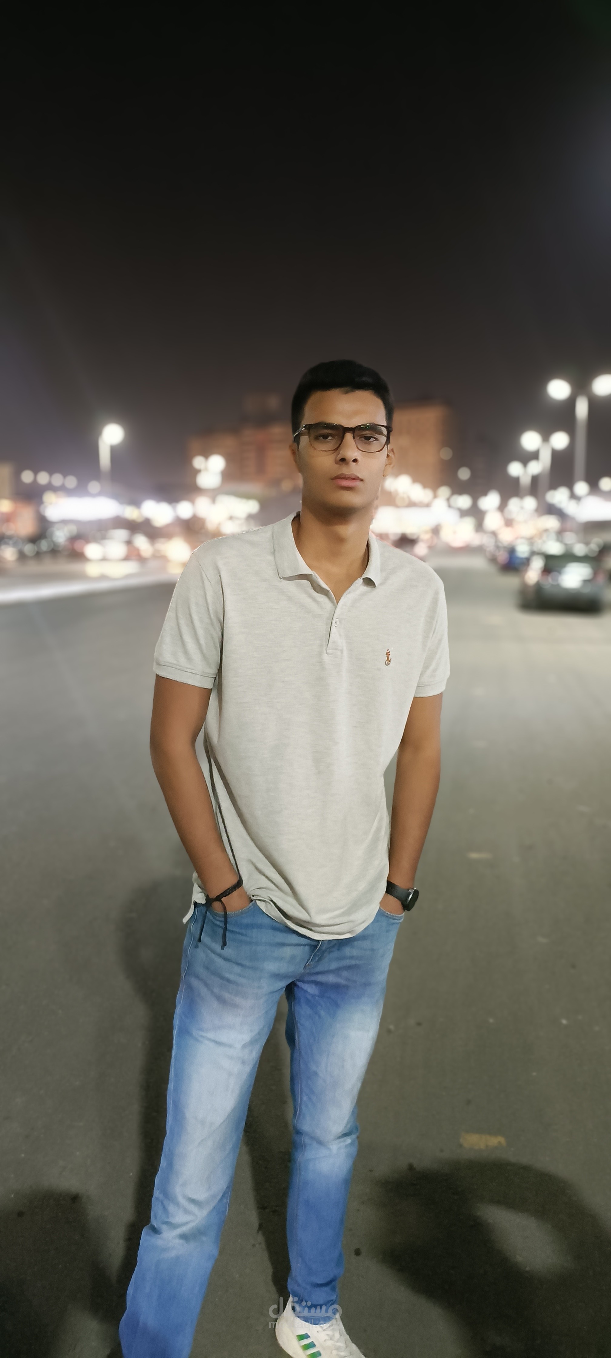 مترجم ومدقق لغوى