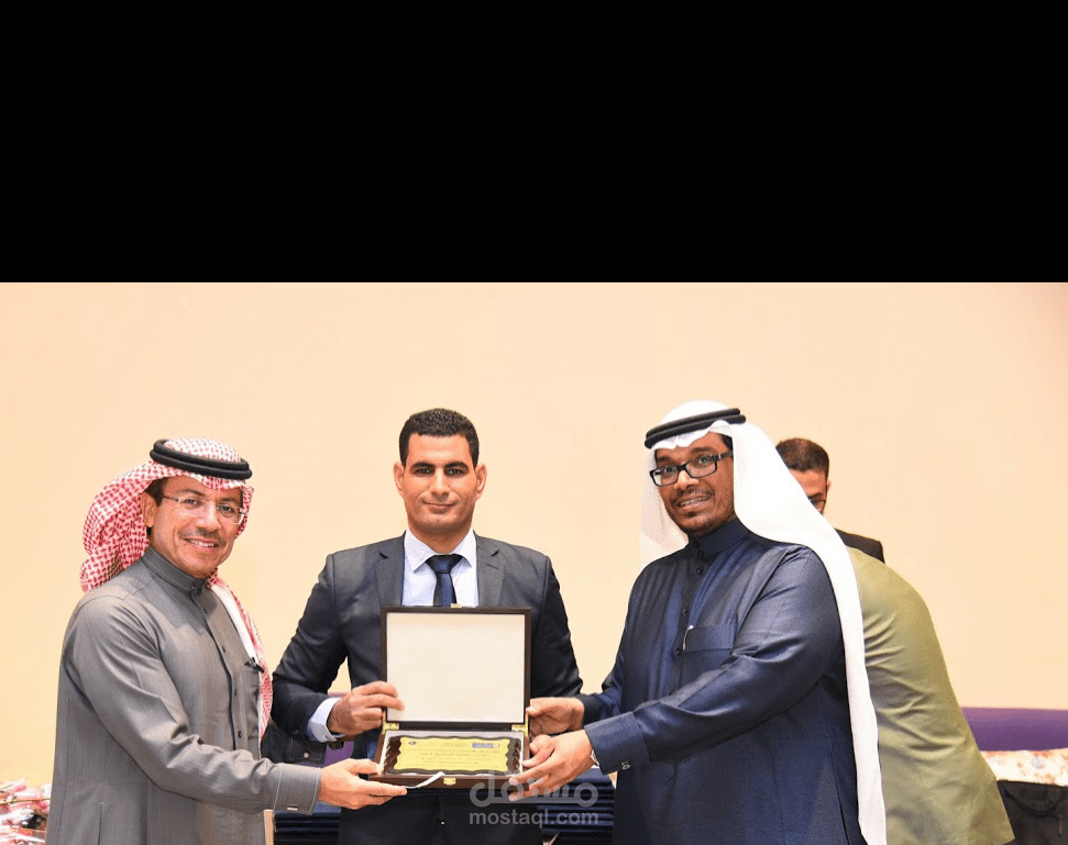 مدرب مهارات التعلم والتفكير والبحث العلمي