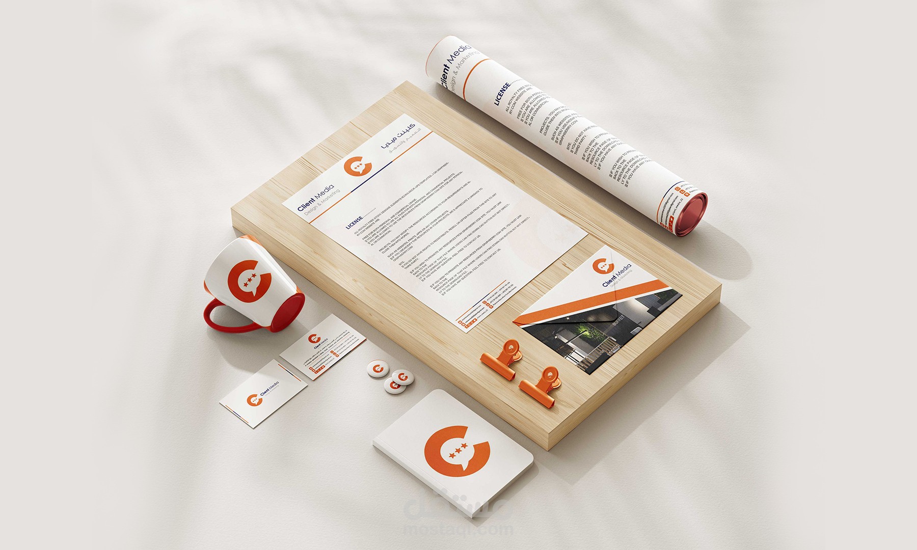 تصميم الشعار لشركة باسم كلينت ميديا ( Client Media ) .