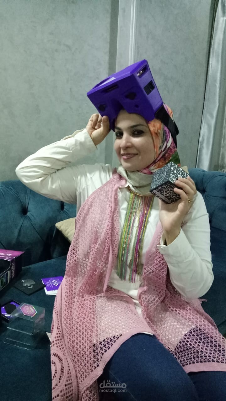 دروس تفاعلية بتقنية الواقع المعزز والافتراضي